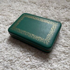 Vintage Farrington Jewelry Box 1950’s. Sweet with velvet interior.